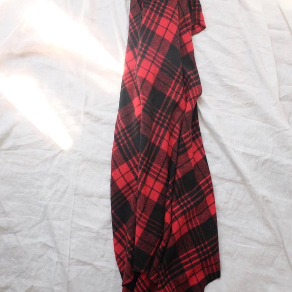 Flannel Long Vest - Perfect for Fall! - Picture 3 of 7